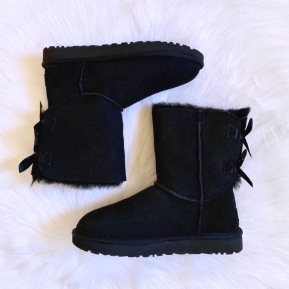 UGG Black Bailey Bow II Boots - Picture 3 of 8